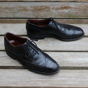 Vintage 80s Black Calfskin Leather Wingtips, Dack's Canada, Men's 8.5 B (Narrow)